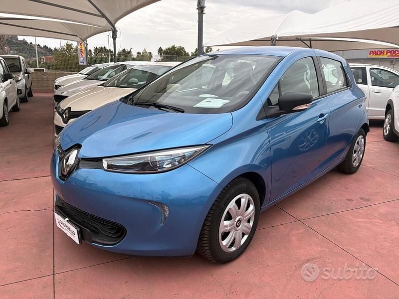 Usata Renault Zoe Life 67 kW (92 CV) 2019 Blu Utilitaria