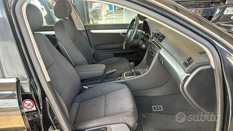 Usata Audi A4 101 CV (74 kW) 2005 Nero Station wagon