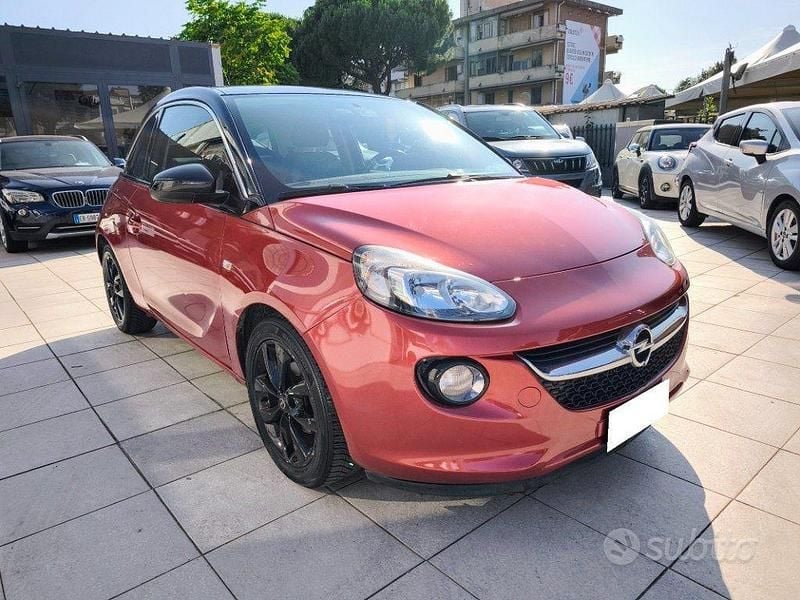 Usata Opel Adam Slam 87 CV (63 kW) 2015 Rosso Utilitaria