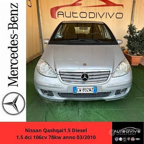Grigio Usata 2005 Mercedes A180 Classic Tre volumi | 1850 € (Ottimo prezzo) - Immagine 1/4