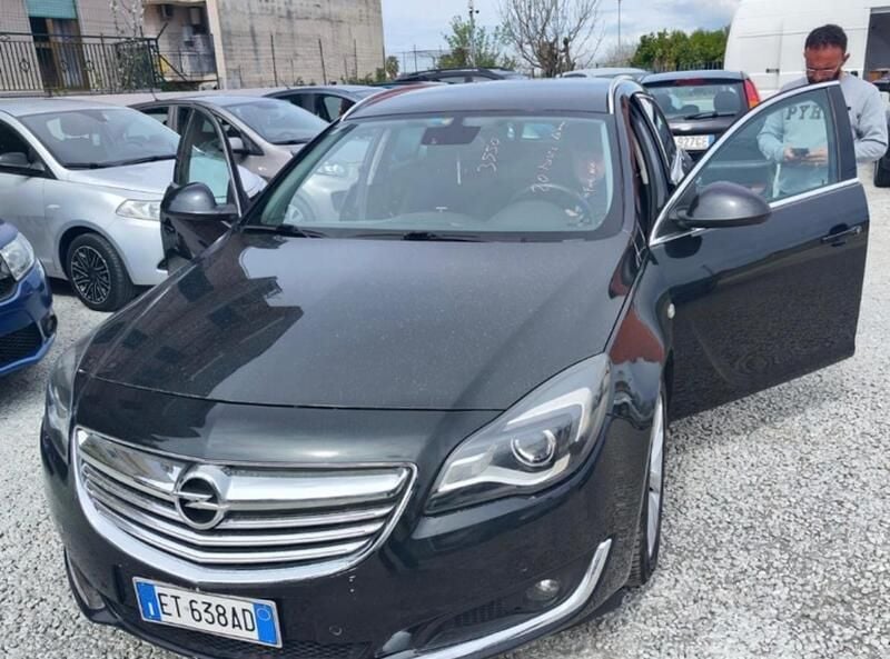 Usata Opel Insignia 2013 Nero Station wagon