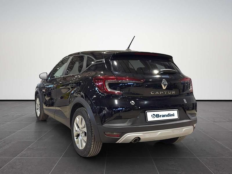 Usata Renault Captur Zen 101 CV (74 kW) 2021 Nero SUV
