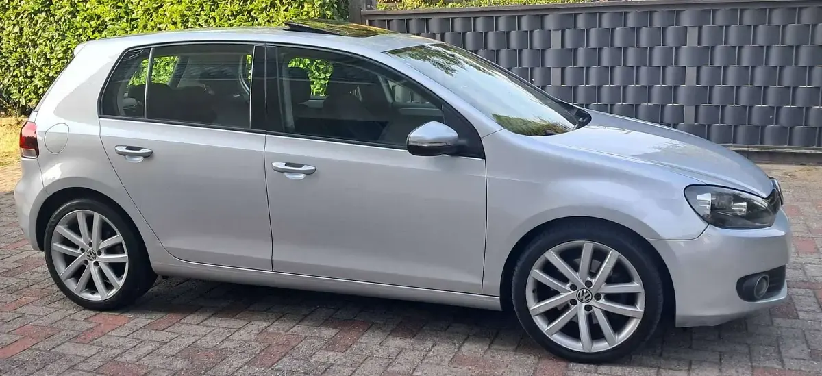 Usata VW Golf VI Highline 160 CV (117 kW) 2010 Argento Utilitaria