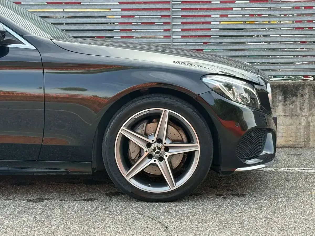Usata Mercedes C220 Avantgarde 170 CV (125 kW) 2017 Nero Station wagon