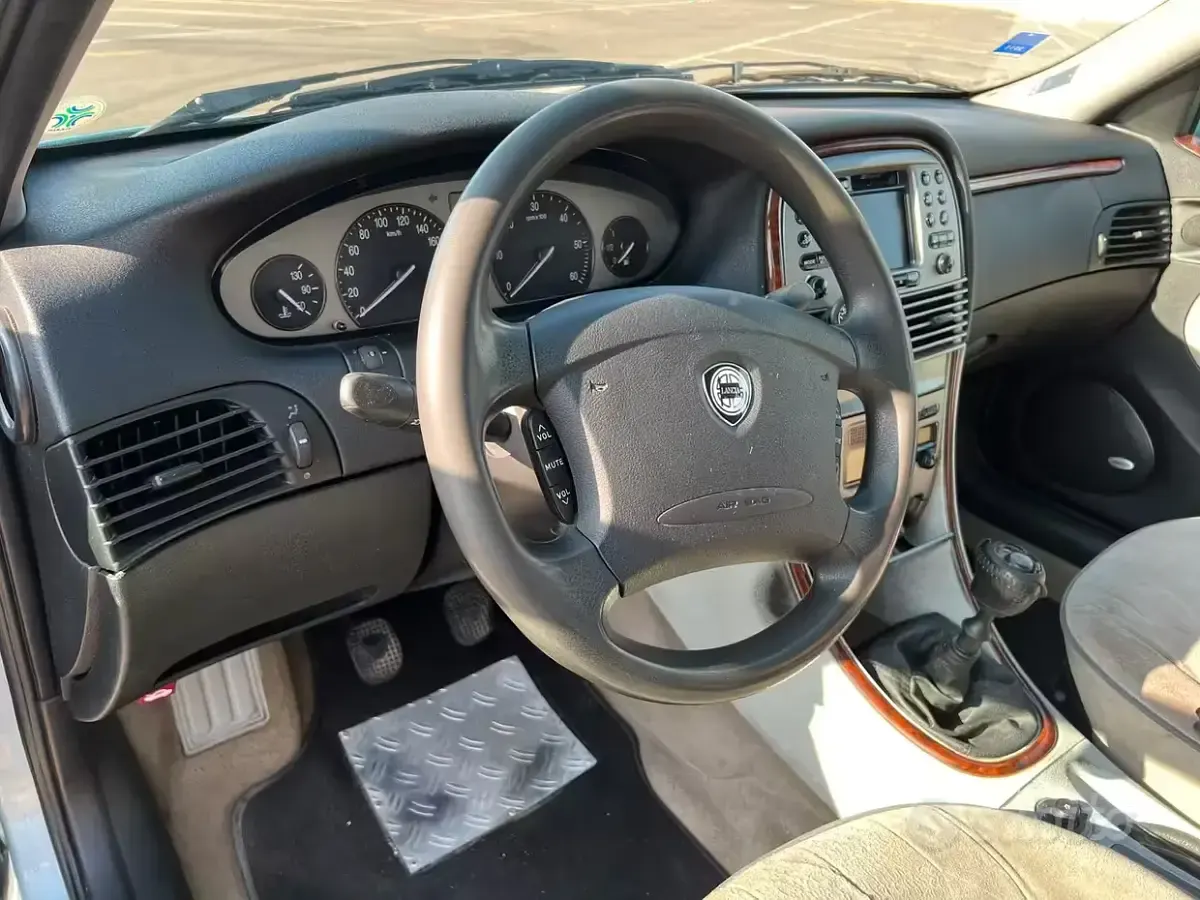 Usata Lancia Lybra 116 CV (85 kW) 2001 Bluazzurro Station wagon