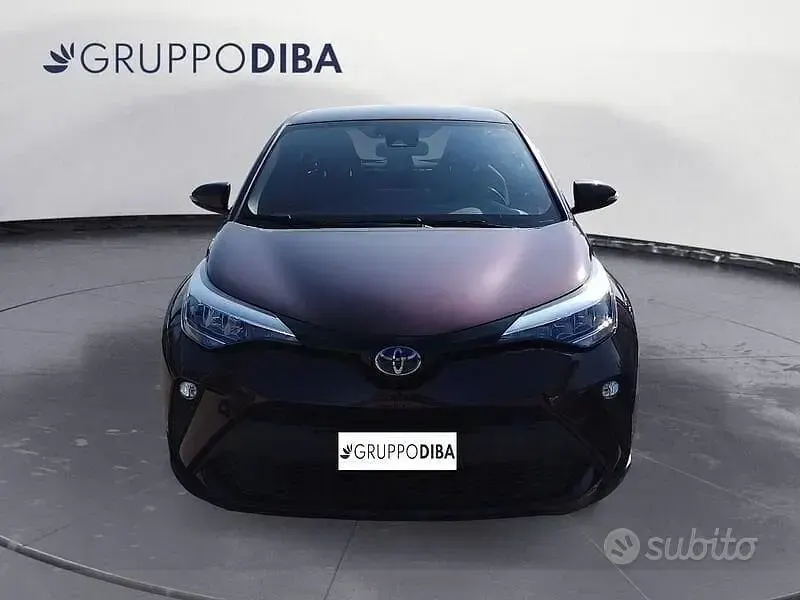 Usata Toyota C-HR Trend 98 CV (72 kW) 2023 Rosso SUV