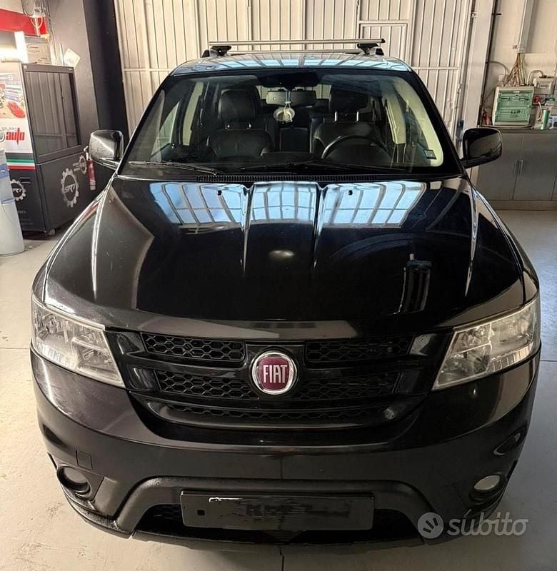 Usata Fiat Freemont 170 CV (125 kW) 2014 Nero SUV