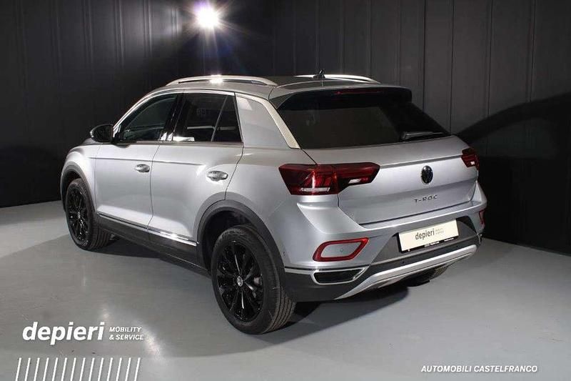 Usata VW T-Roc Style 150 CV (110 kW) 2024 Argento SUV