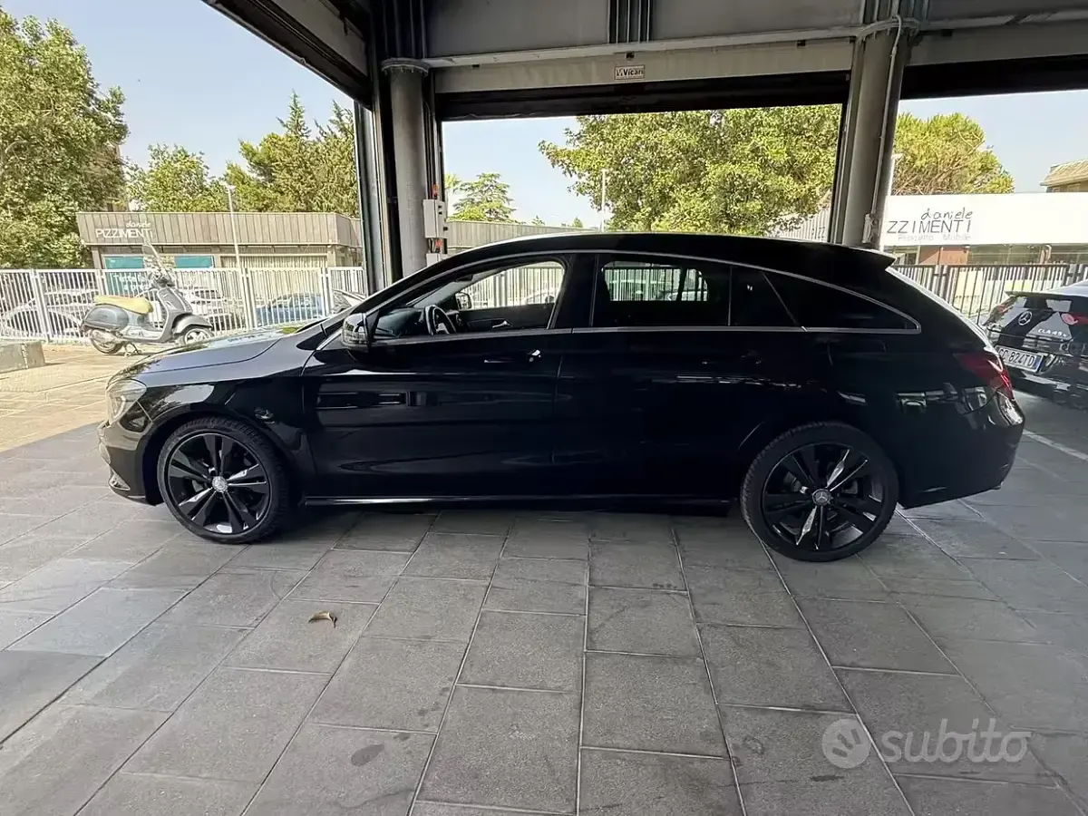 Usata Mercedes CLA200 136 CV (100 kW) 2016 Nero Coupé