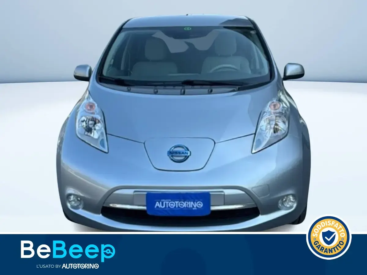 Usata Nissan Leaf Acenta 80 kW (109 CV) 2016 Grigio metallizzato Utilitaria