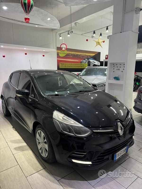 Usata Renault Clio IV Zen 75 CV (55 kW) 2017 Nero Berlina