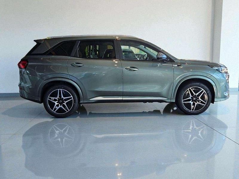 Usata DFSK E5 184 CV (135 kW) 2024 Nero metallizzato SUV