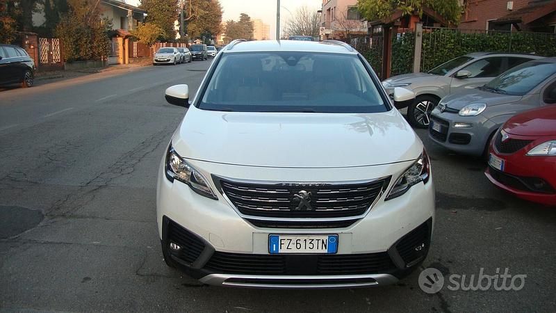 Usata Peugeot 5008 Business-Line 131 CV (96 kW) 2019 Bianco Station wagon