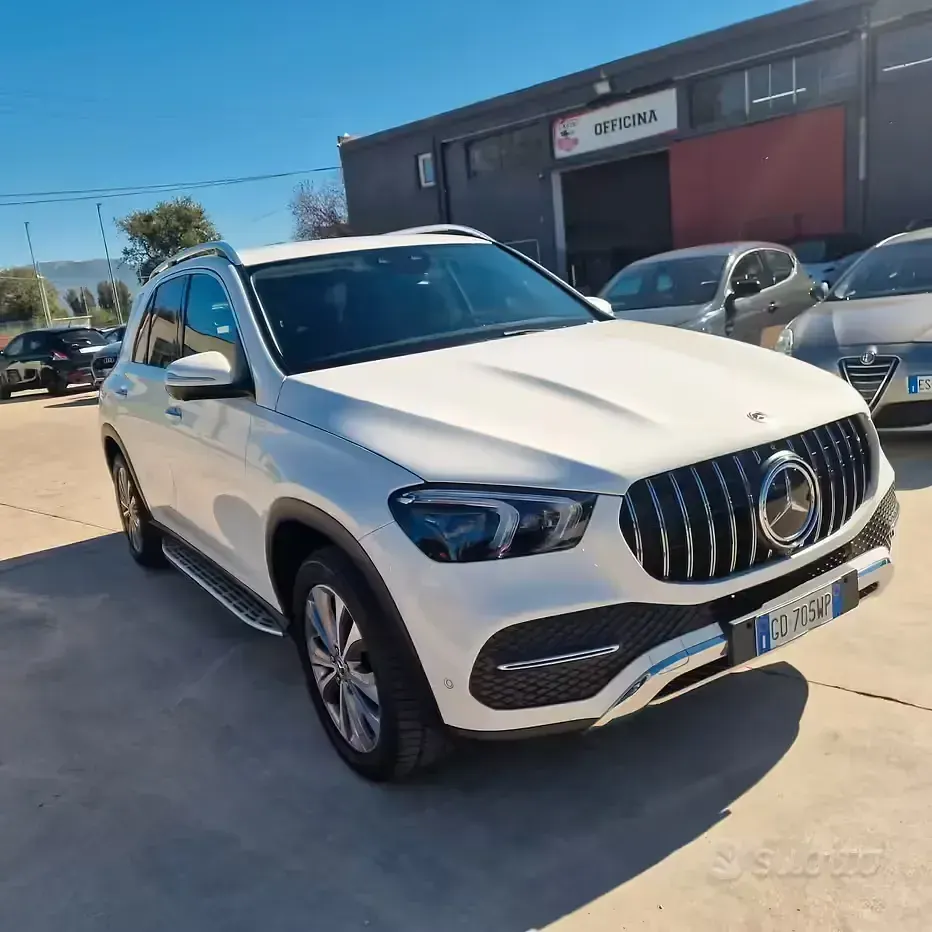 Usata Mercedes GLE300 245 CV (180 kW) 2021 Bianco SUV