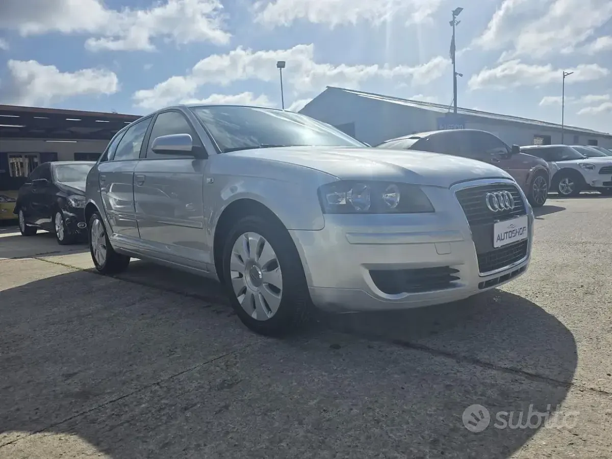 Usata Audi A3 Attraction 105 CV (77 kW) 2008 Grigio Utilitaria