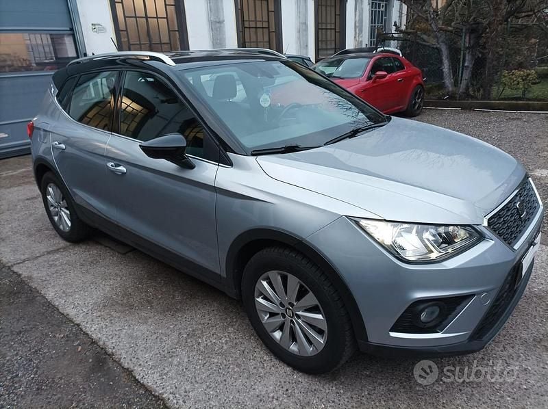 Begagnad Seat Arona 120 HK (88 kW) 2021 Grå SUV