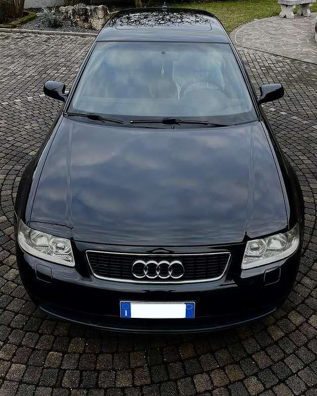 Usata Audi S3 Ambiente 209 CV (153 kW) 2001 Utilitaria