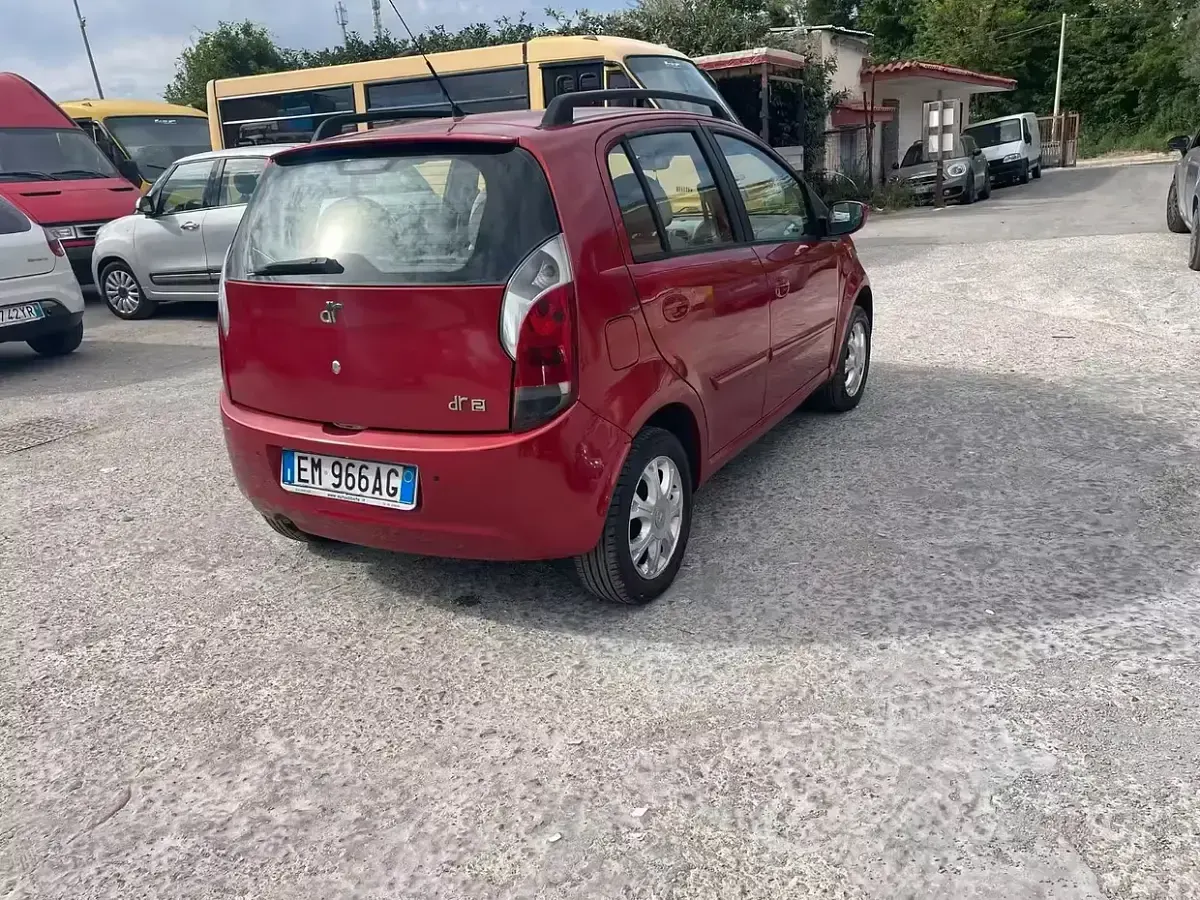 Usata DR DR1 83 CV (61 kW) 2012 Rosso Utilitaria