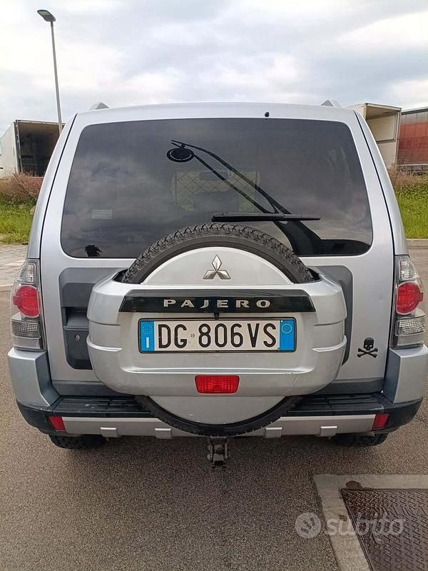 Usata Mitsubishi Pajero 2008 Grigio SUV