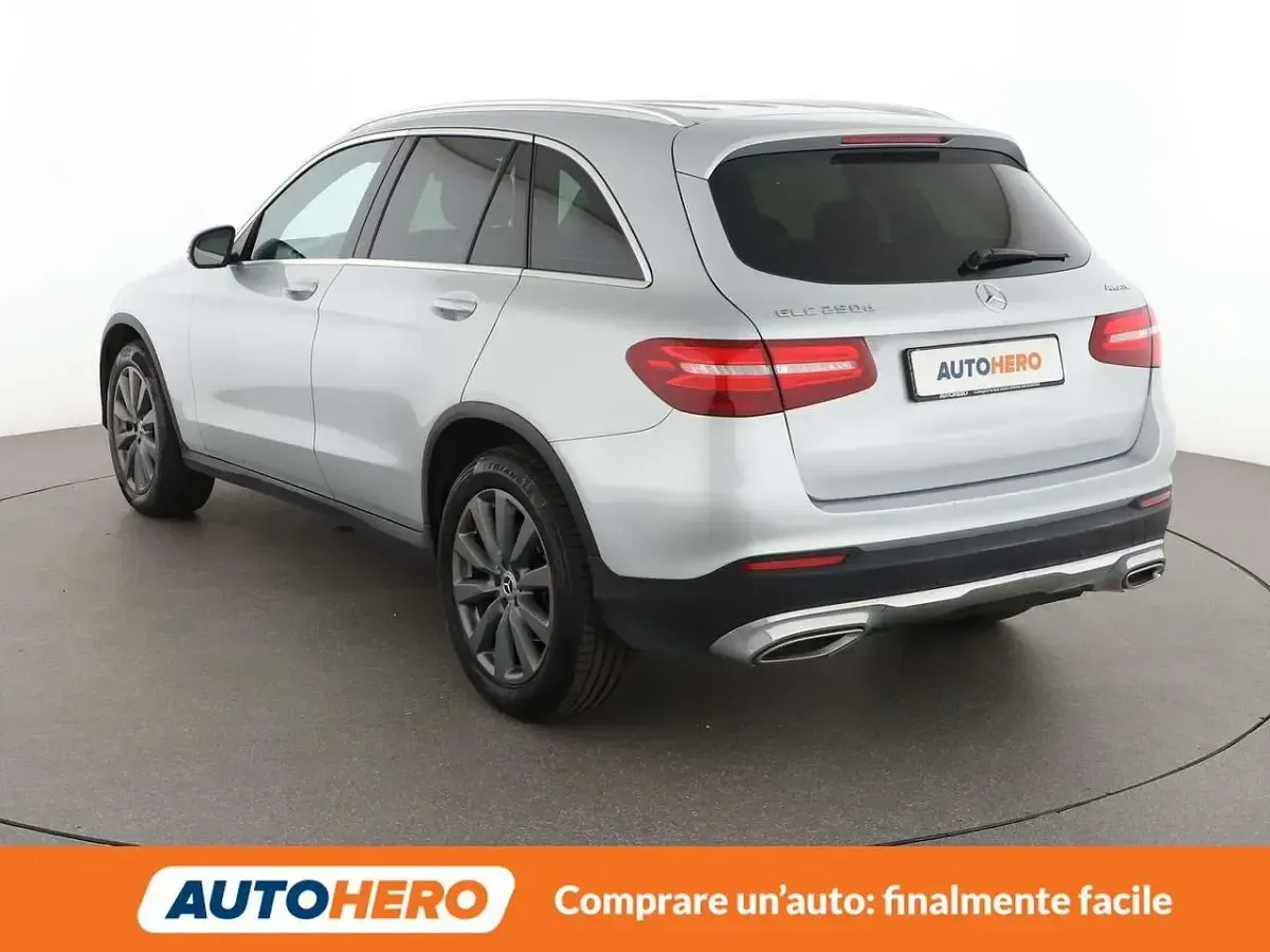 Usata Mercedes GLC250 Exclusive 204 CV (150 kW) 2017 Argento SUV
