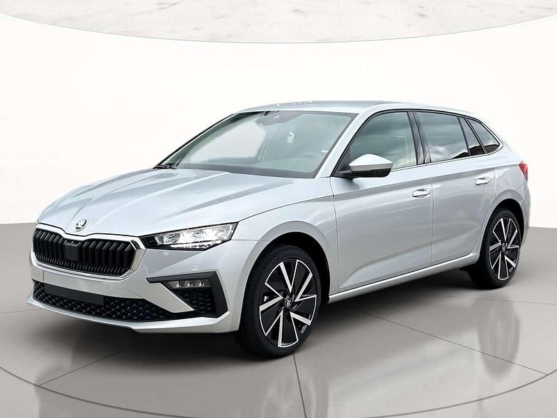 Nuova Skoda Scala Selection 116 CV (85 kW) 2026 Argento brillante metallizzato Utilitaria