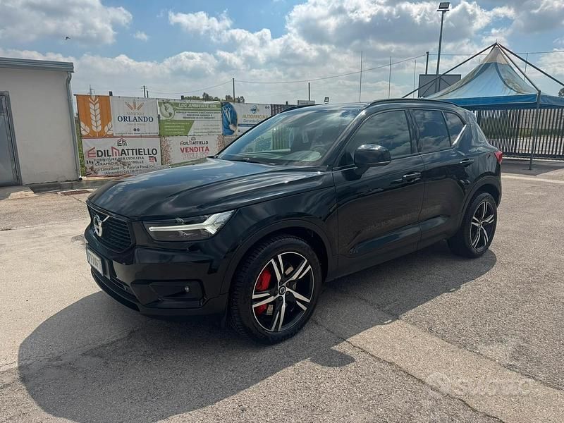Usata Volvo XC40 R-Design 190 CV (139 kW) 2018 Nero SUV
