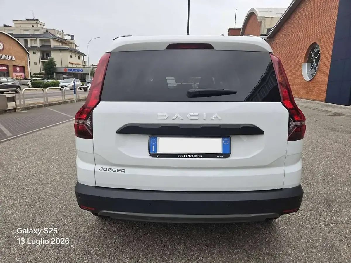 Usata Dacia Jogger Expression 101 CV (74 kW) 2024 Other Monovolume