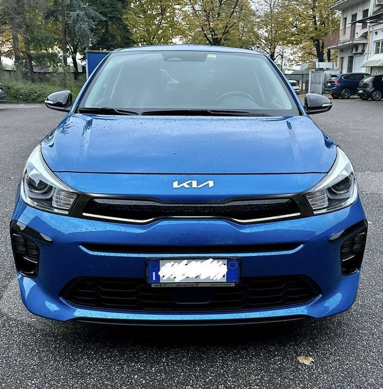 Usata 2021 Kia Rio GT-Line Tre volumi | 14.300 € (Buon prezzo) - Immagine 1/4