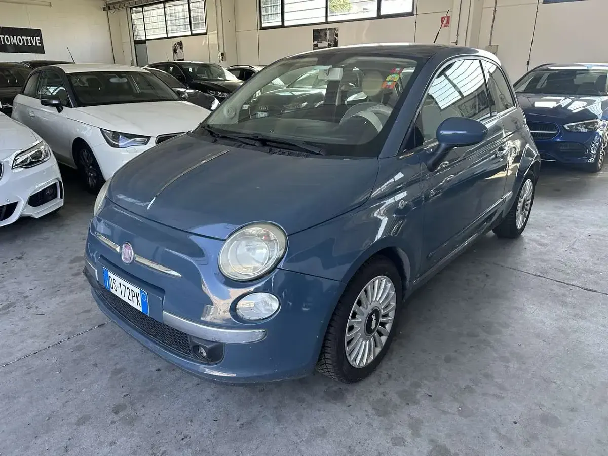Usata Fiat 500 Lounge 101 CV (74 kW) 2008 Blu/azzurro Utilitaria