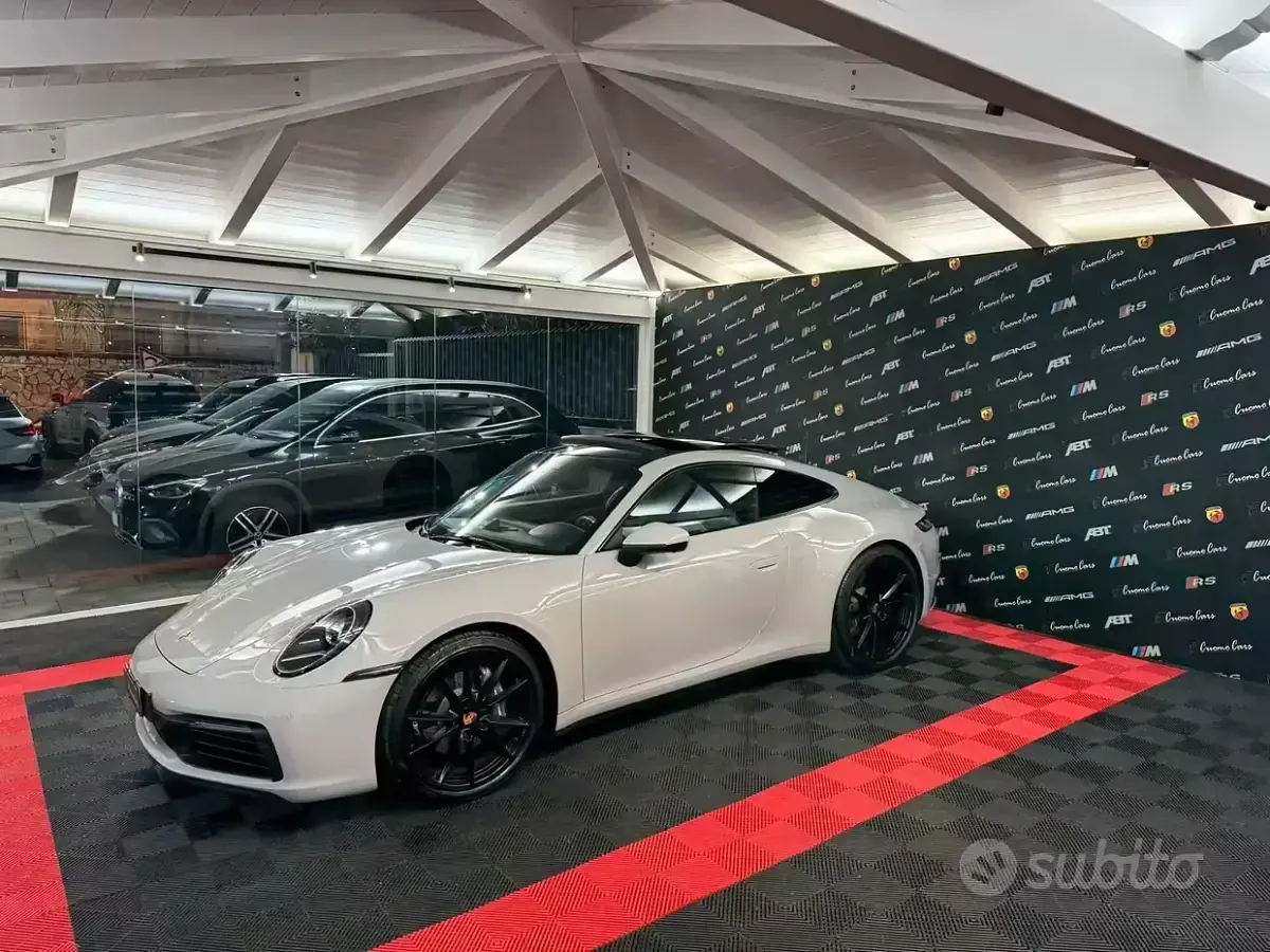 Usata Porsche 911 Carrera 385 CV (283 kW) 2021 Grigio Coupé