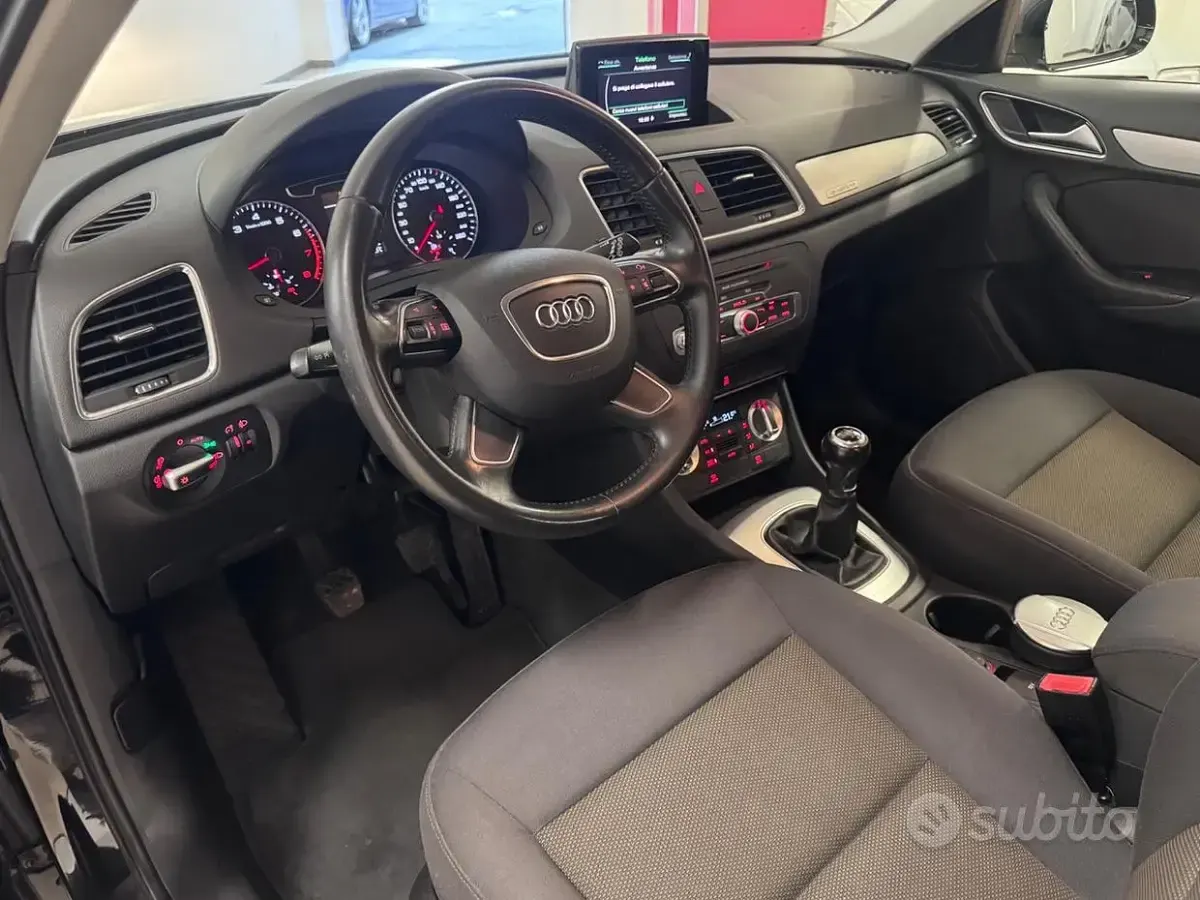 Usata Audi Q3 Exclusive 170 CV (125 kW) 2012 Nero SUV