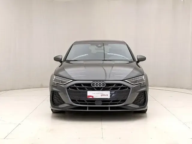 Usata Audi A3 S-Line 150 CV (110 kW) 2024 Grigio Berlina
