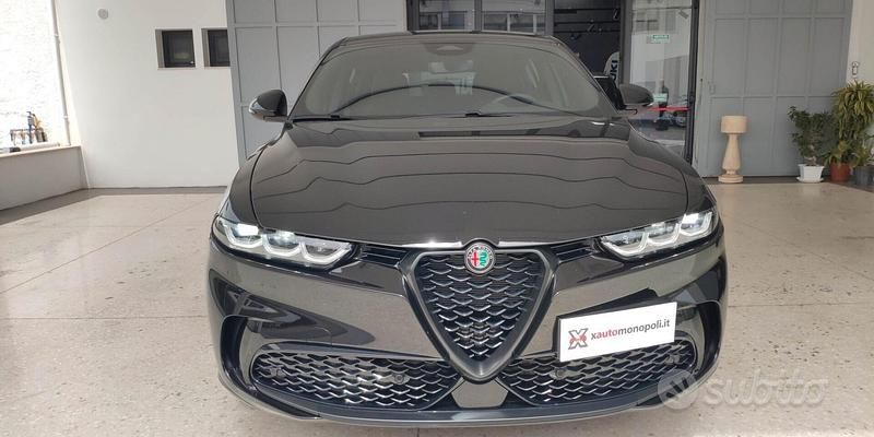 Usata Alfa Romeo Tonale Sprint 131 CV (96 kW) 2024 Rosso SUV
