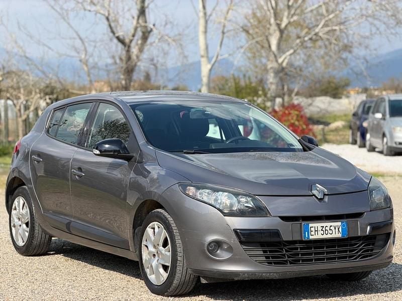 Usata Renault Mégane GT Line GT-Line 110 CV (80 kW) 2011 Grigio Berlina