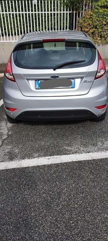 Usata Ford Fiesta Business Edition 75 CV (55 kW) 2015 Utilitaria