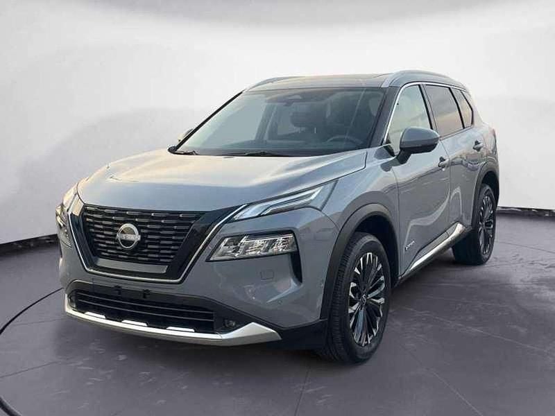 Nuova Nissan X-Trail Tekna 158 CV (116 kW) 2026 Gray SUV