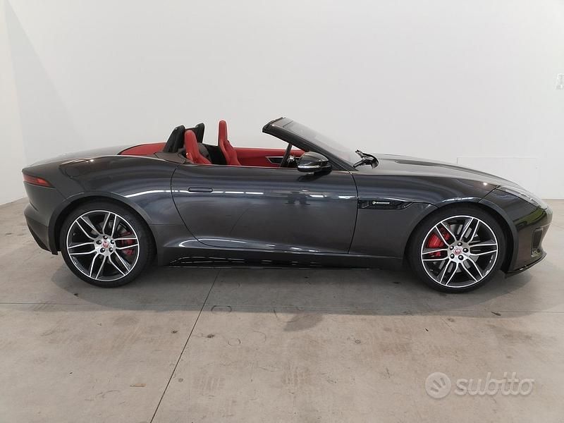 Usata Jaguar F-Type R-Dynamic 381 CV (280 kW) 2020 Grigio Cabrio