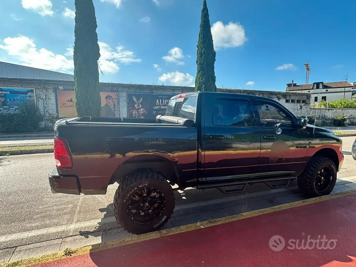 Usata Dodge Ram 345 CV (253 kW) 2009 Nero Pick-up