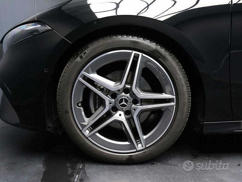 Begagnad Mercedes A180 AMG Line Premium 136 HK (100 kW) 2025 Svart Sedan