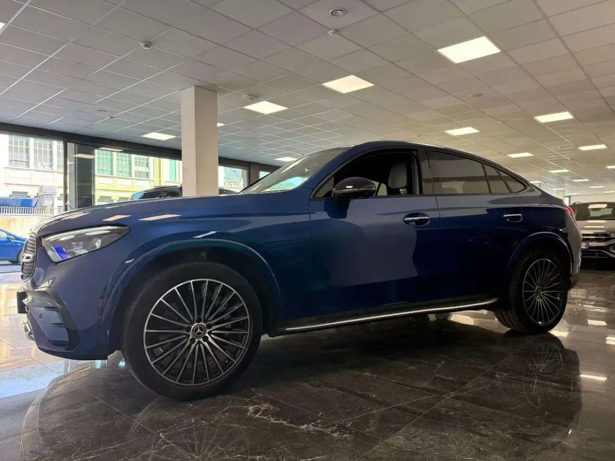 Usata Mercedes GLC300de AMG Line Premium Plus 197 CV (144 kW) 2023 Blu Coupé