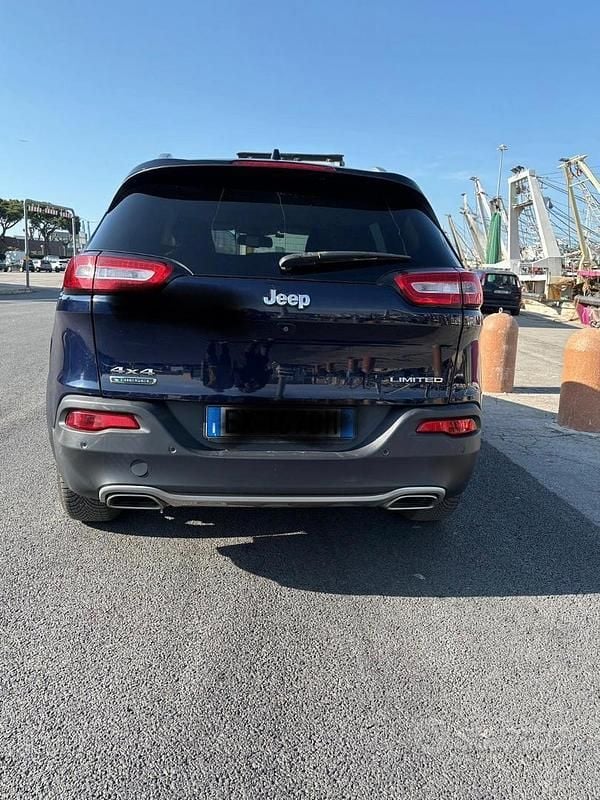 Usata Jeep Cherokee Limited 150 CV (110 kW) 2014 Blu/azzurro SUV