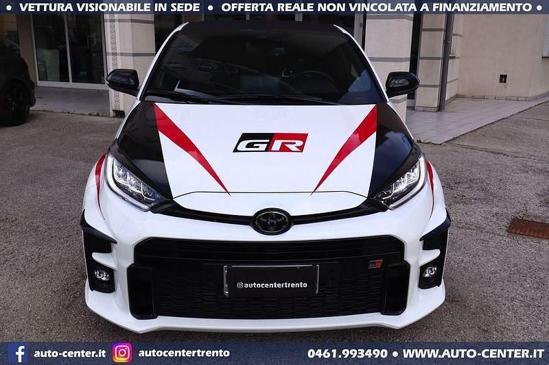Usata Toyota Yaris 261 CV (191 kW) 2021 Bianco Utilitaria