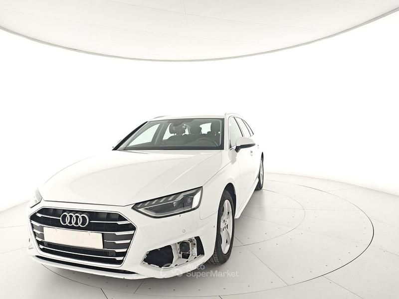 Usata Audi A4 Advanced 136 CV (100 kW) 2023 Bianco Station wagon