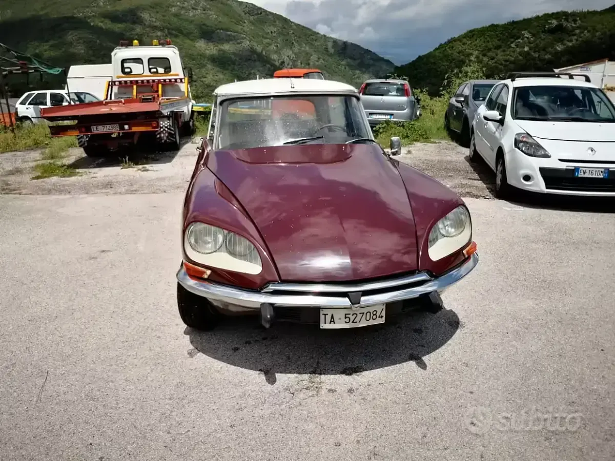 Usata Citroën DS 1970 Rosso Berlina