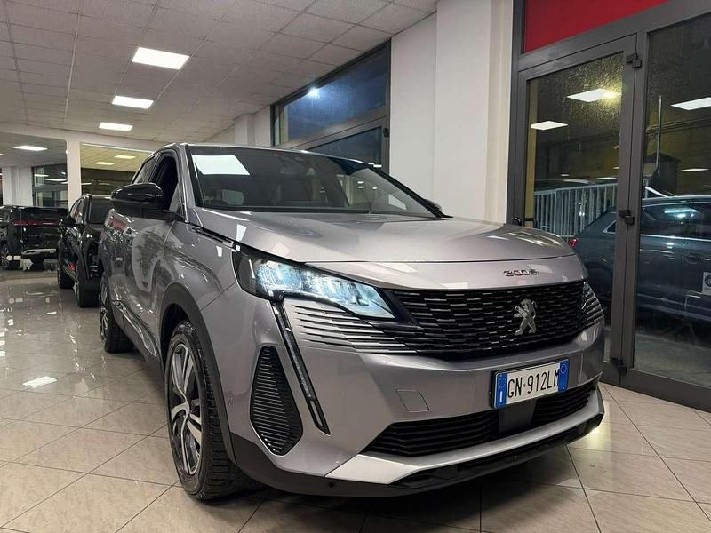 Usata Peugeot 3008 Allure 131 CV (96 kW) 2022 Mistral grigio artense met. SUV