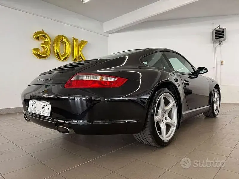 Usata Porsche 911 Carrera 4 Cabriolet 325 CV (239 kW) 2006 Other Cabrio