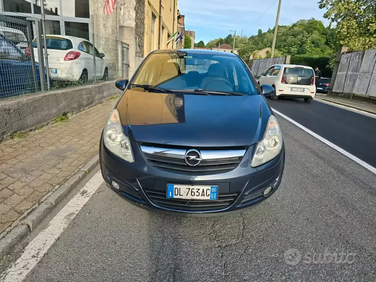 Usata Opel Corsa Club 80 CV (58 kW) 2009 Blu Utilitaria