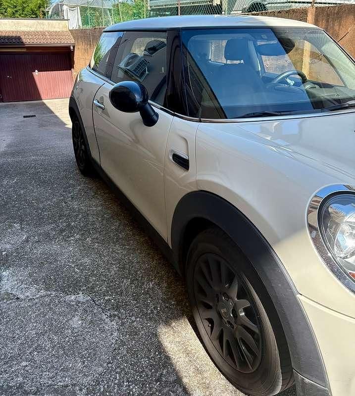 Usata Mini One D Business 95 CV (69 kW) 2016 Bianco Utilitaria
