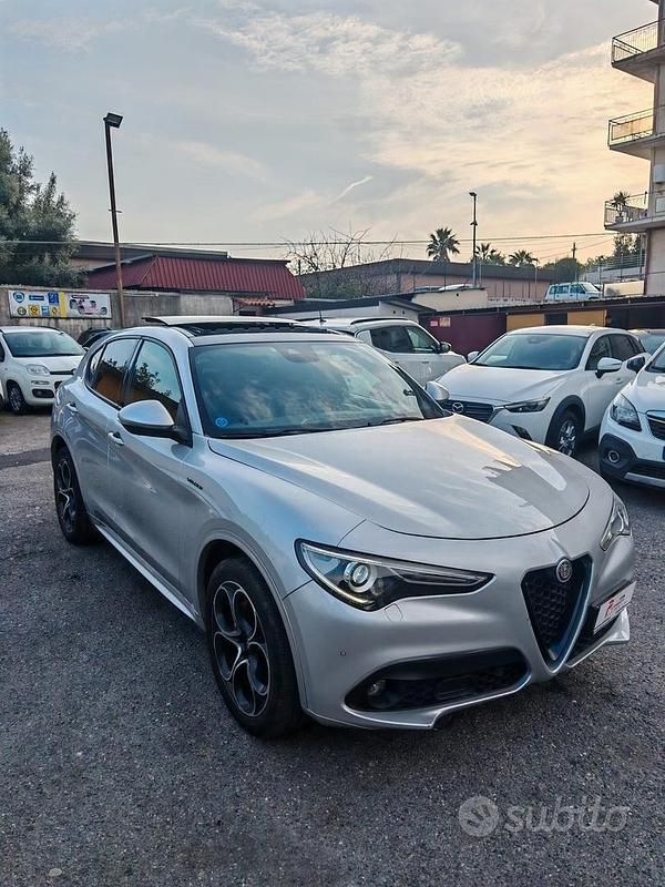 Usata Alfa Romeo Stelvio Veloce 210 CV (154 kW) 2020 Grigio SUV