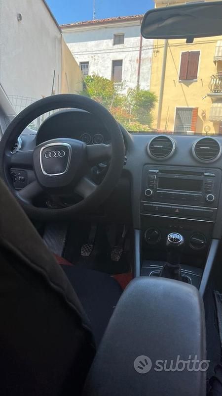 Usata Audi e-tron Sportback 66 kW (90 CV) 2010 Nero SUV